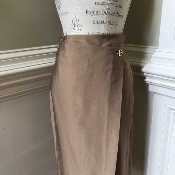 NWT Vince Wrap Midi Skirt Womens 0 Camel Tan Khaki Straight Gold Button NEW - Picture 9 of 15